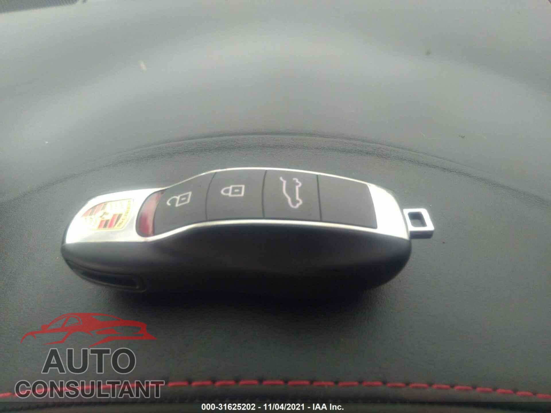 PORSCHE MACAN 2017 - WP1AG2A59HLB56164
