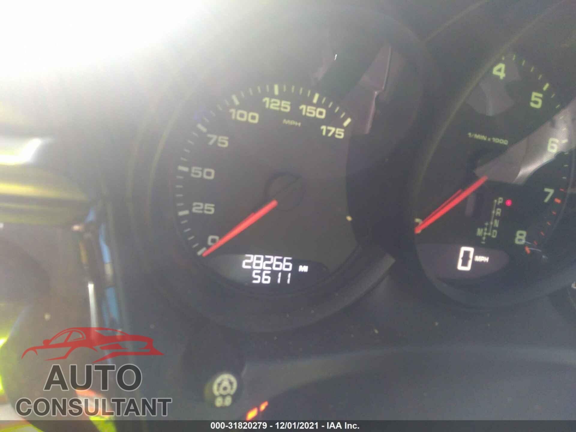 PORSCHE MACAN 2018 - WP1AA2A51JLB00825