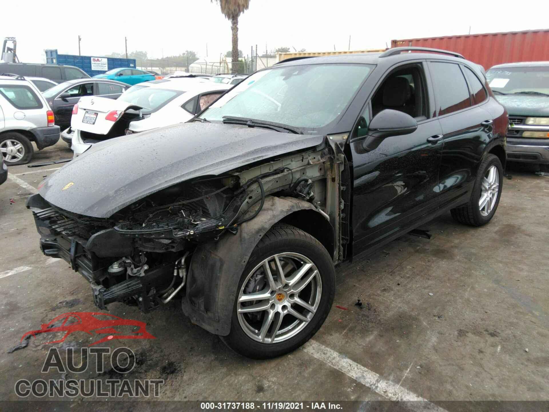 PORSCHE CAYENNE 2016 - WP1AA2A27GLA08147