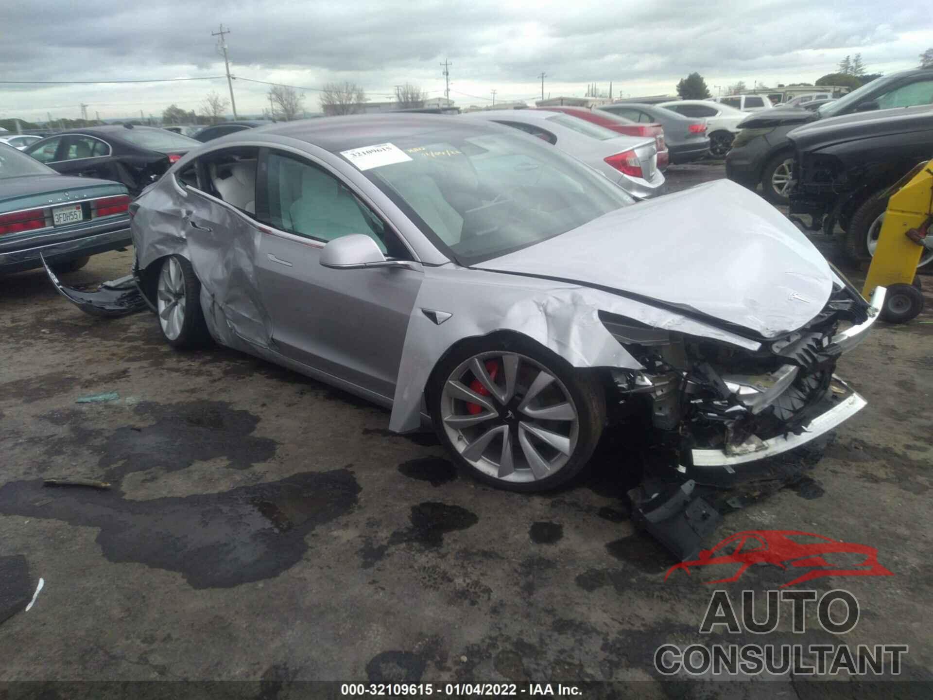 TESLA MODEL 3 2018 - 5YJ3E1EB2JF074280