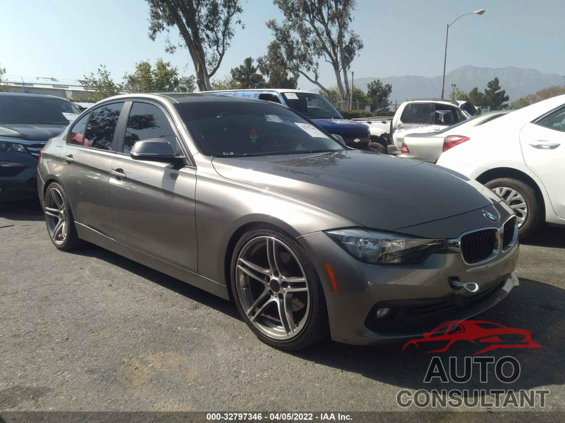BMW 3 SERIES 2016 - WBA8E1G51GNT35306
