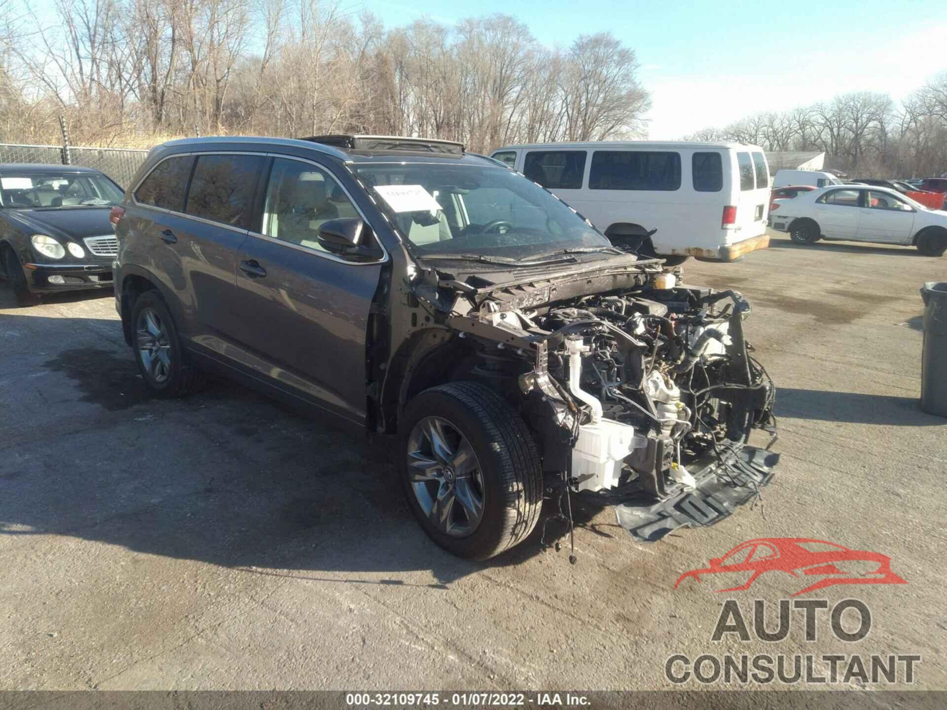 TOYOTA HIGHLANDER 2019 - 5TDDZRFH6KS738362