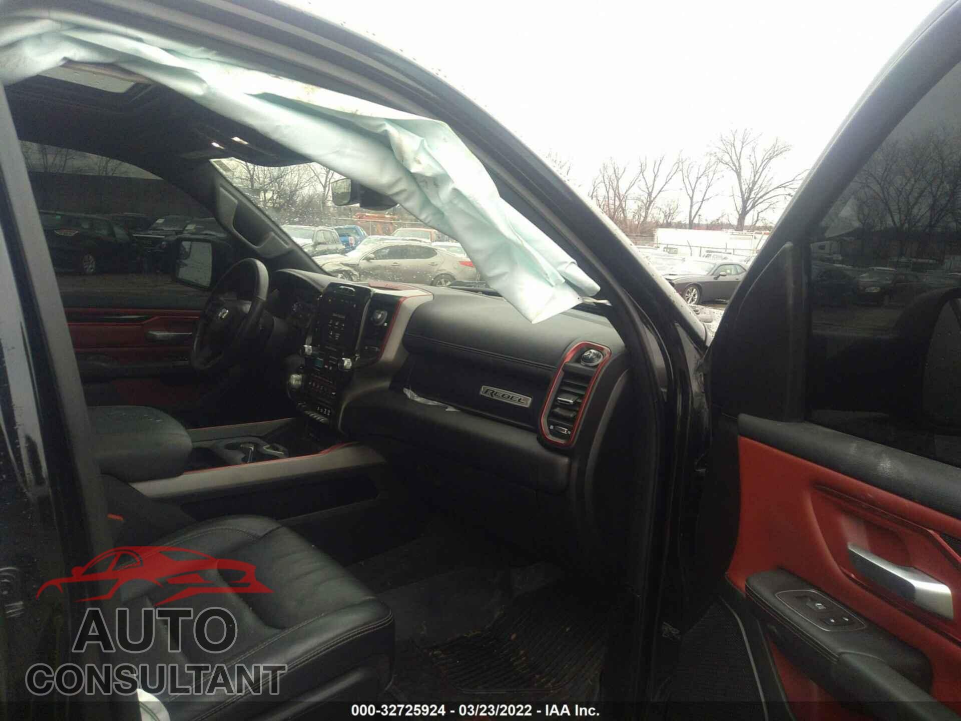RAM 1500 2019 - 1C6SRFLT3KN820092