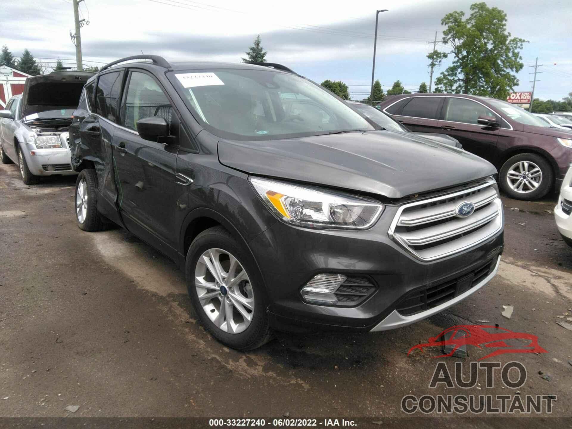 FORD ESCAPE 2018 - 1FMCU0GD9JUC47615