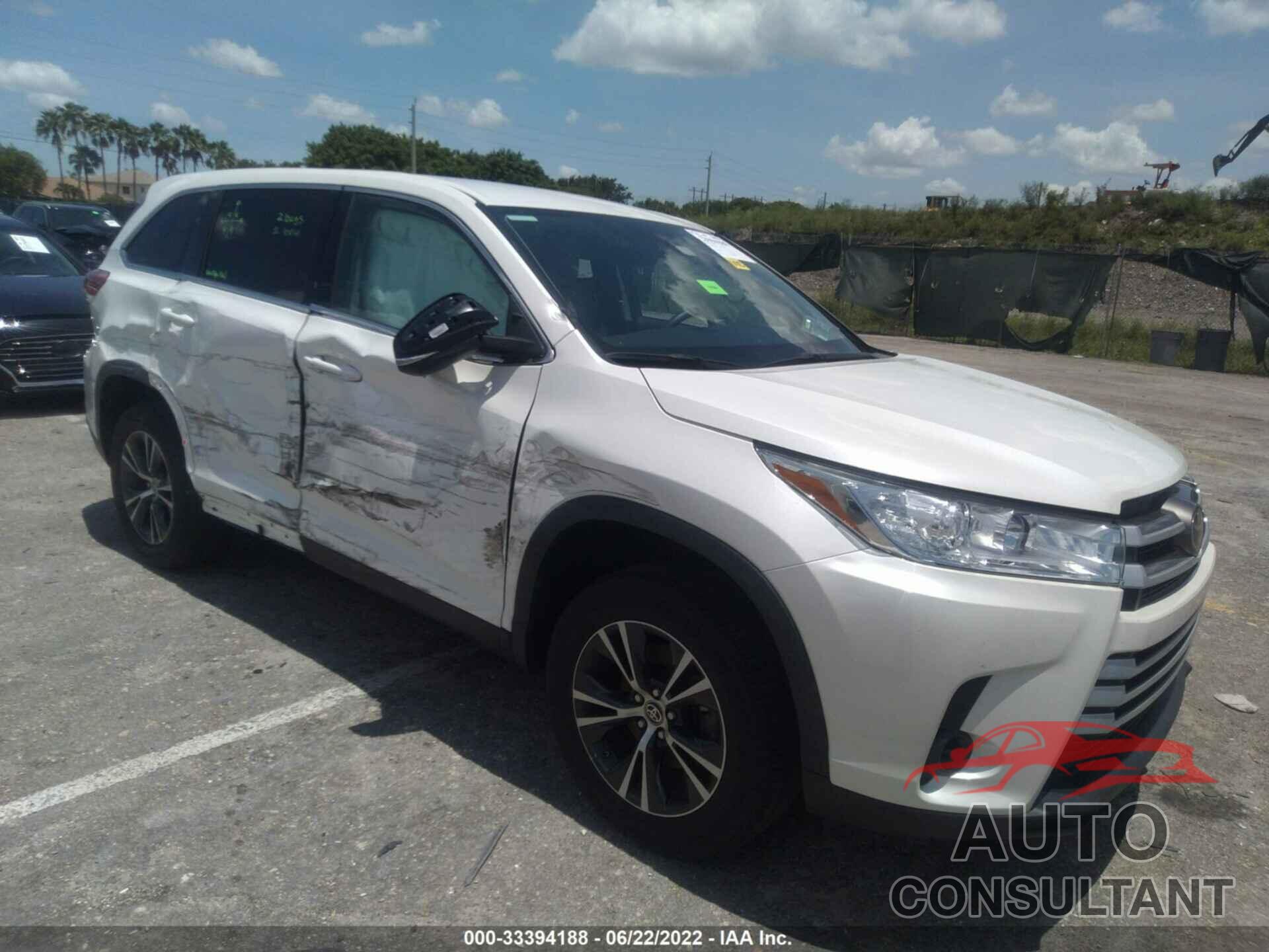 TOYOTA HIGHLANDER 2019 - 5TDZARFH0KS060267
