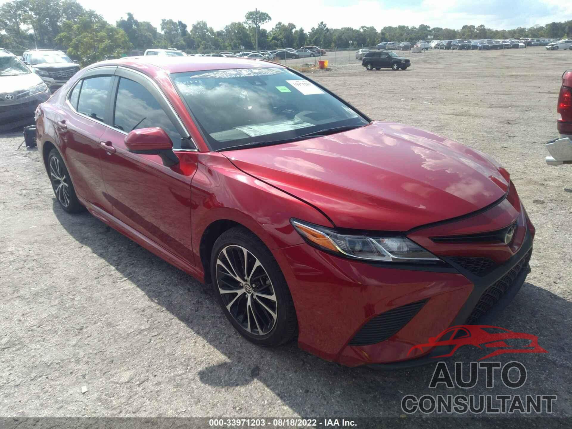 TOYOTA CAMRY 2020 - 4T1G11AK9LU363570
