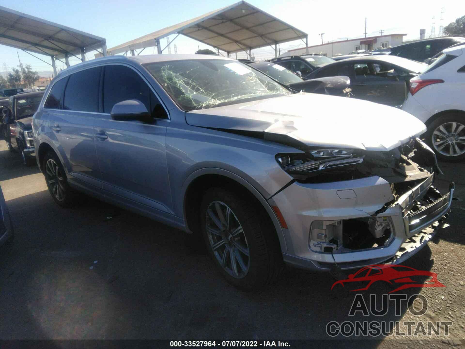 AUDI Q7 2018 - WA1LHAF77JD003062