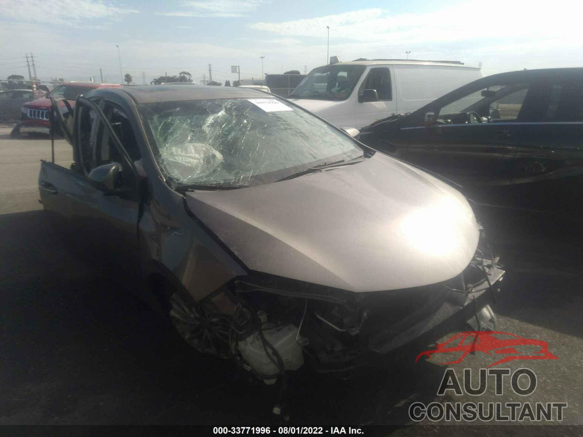 TOYOTA COROLLA 2017 - 5YFBURHE8HP687277