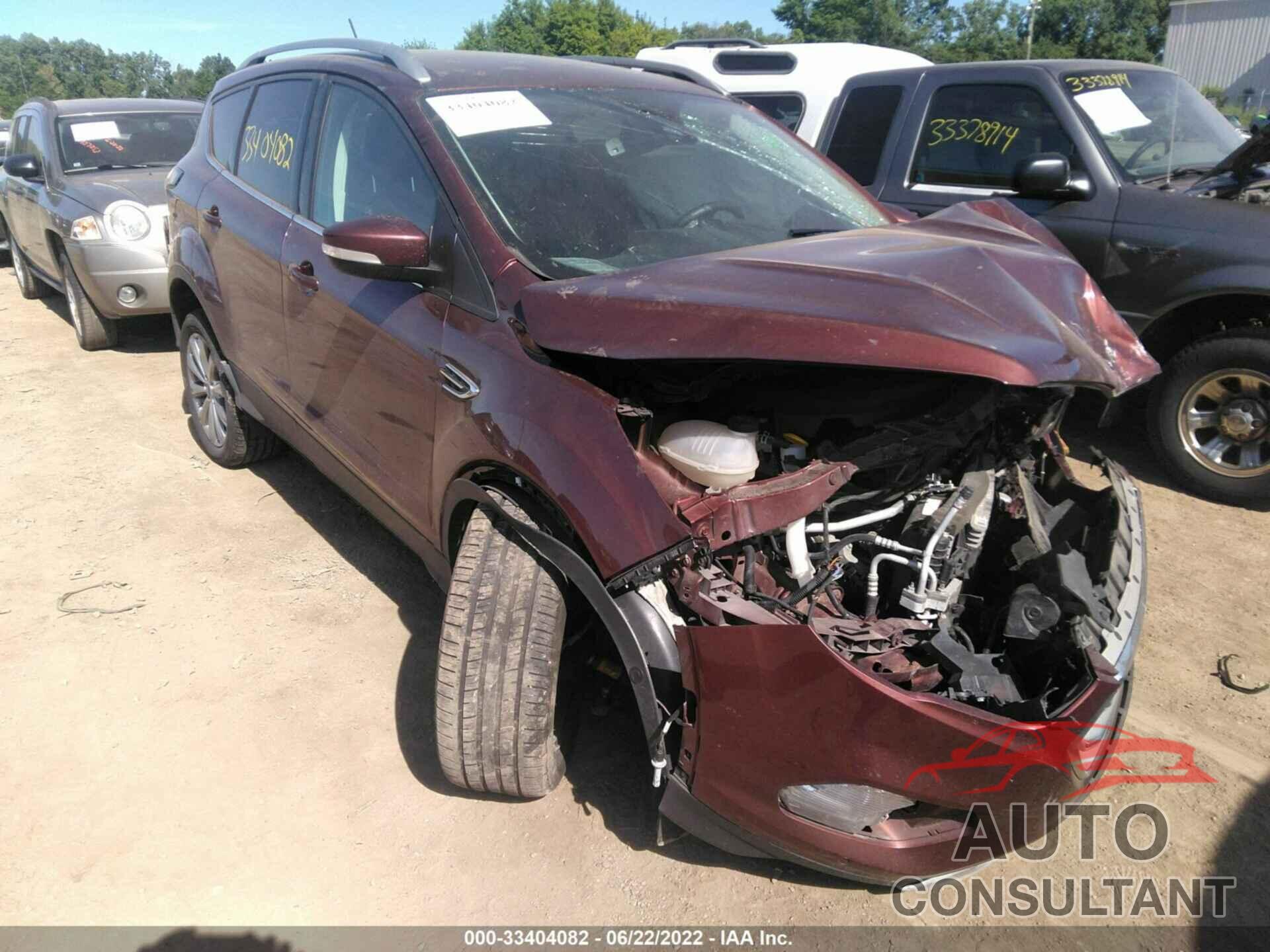 FORD ESCAPE 2018 - 1FMCU9J91JUA67831