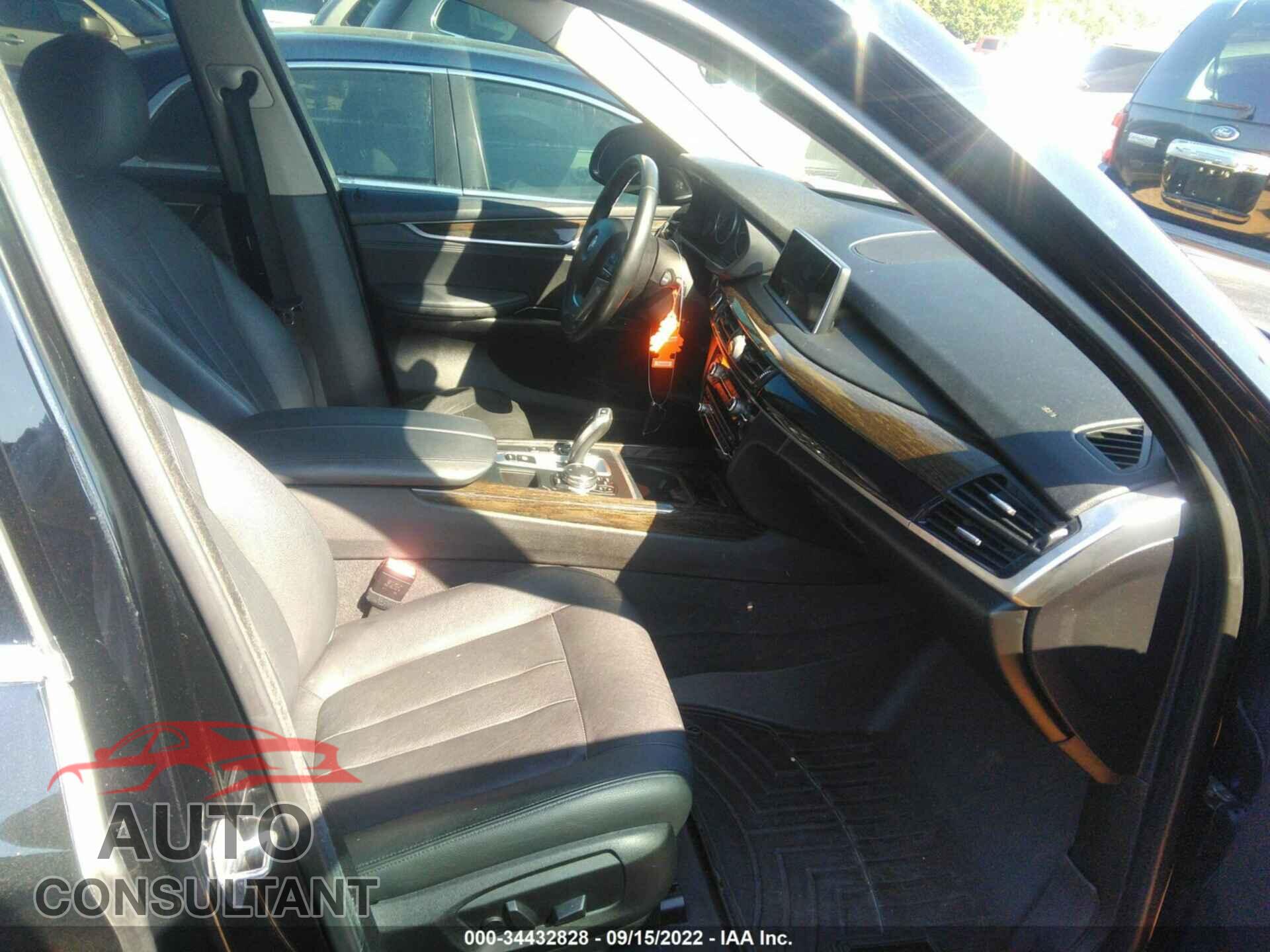 BMW X5 2016 - 5UXKR0C57G0P31670
