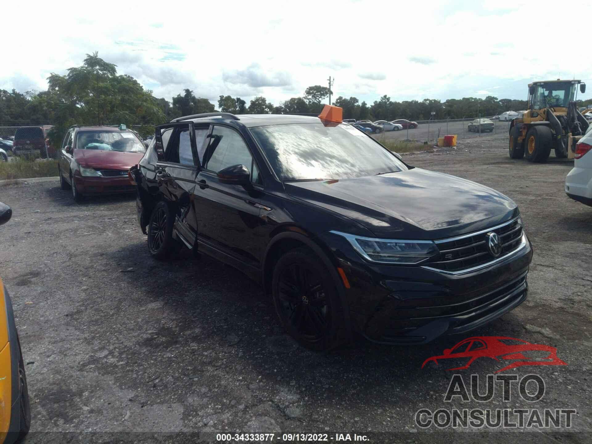 VOLKSWAGEN TIGUAN 2022 - 3VVCB7AX8NM056575