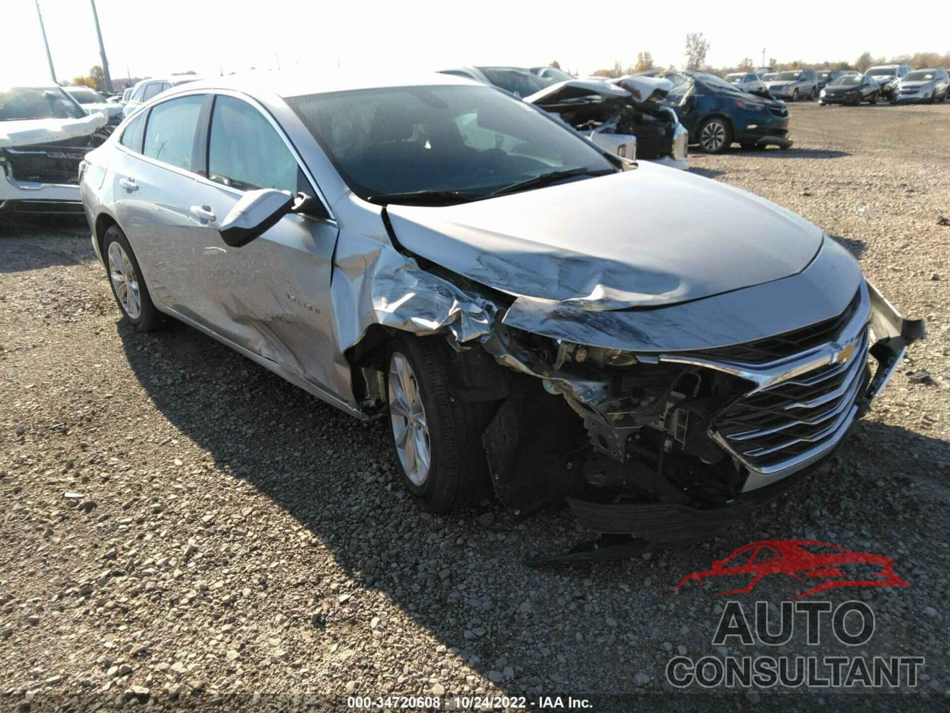 CHEVROLET MALIBU 2022 - 1G1ZD5ST1NF114120