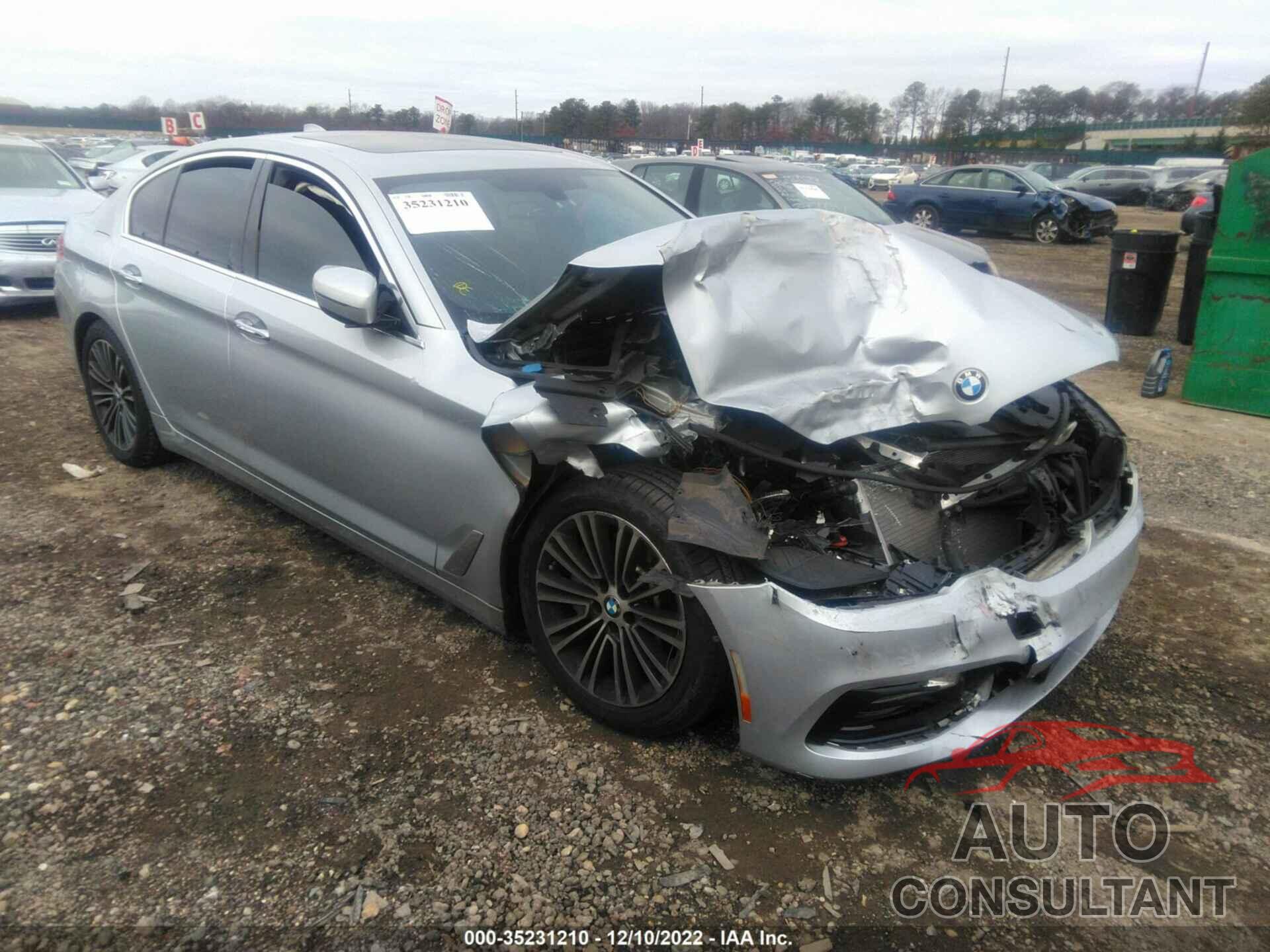 BMW 5 SERIES 2018 - WBAJA5C55JG899384