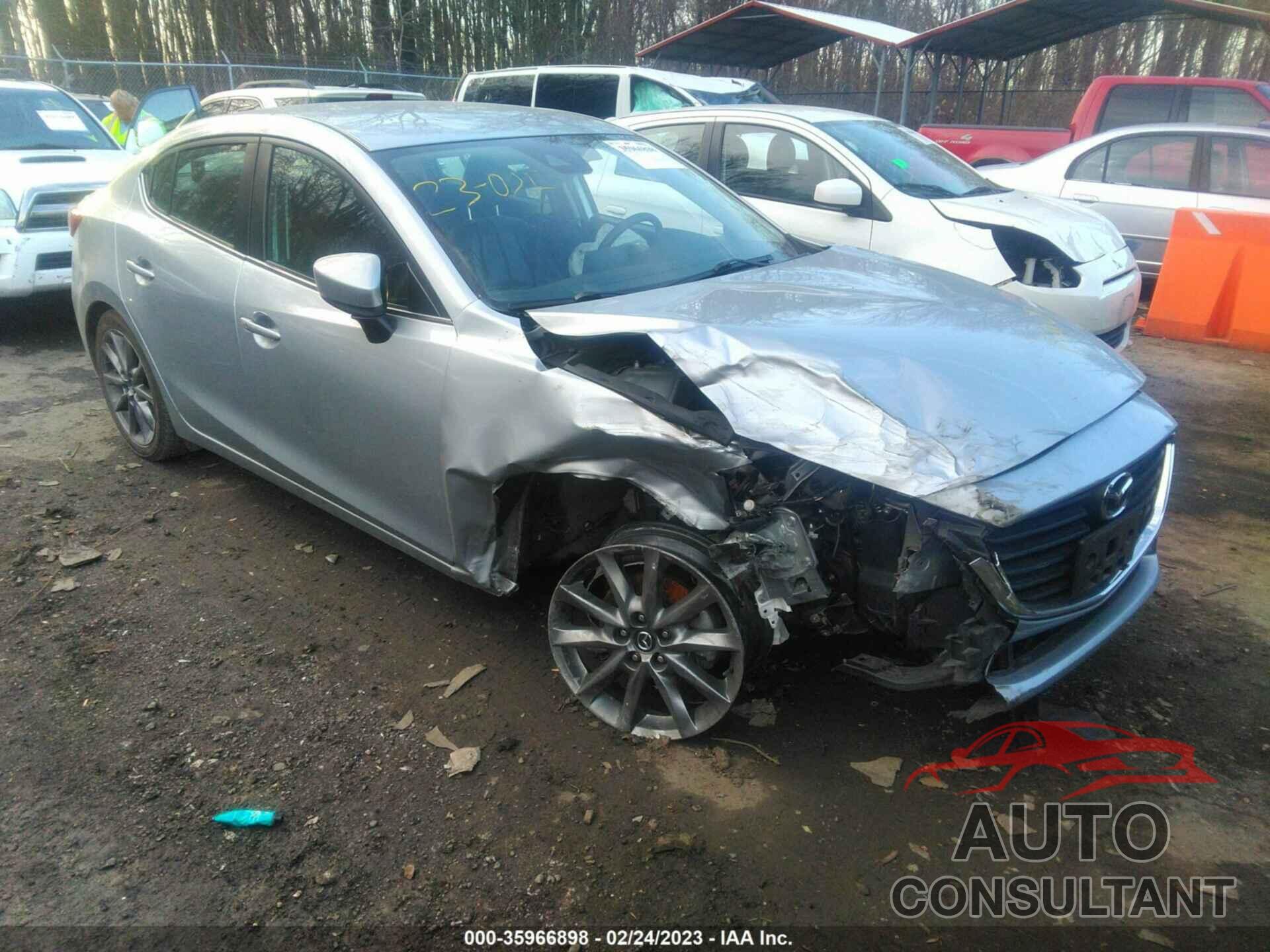 MAZDA MAZDA3 4-DOOR 2018 - 3MZBN1V36JM255539