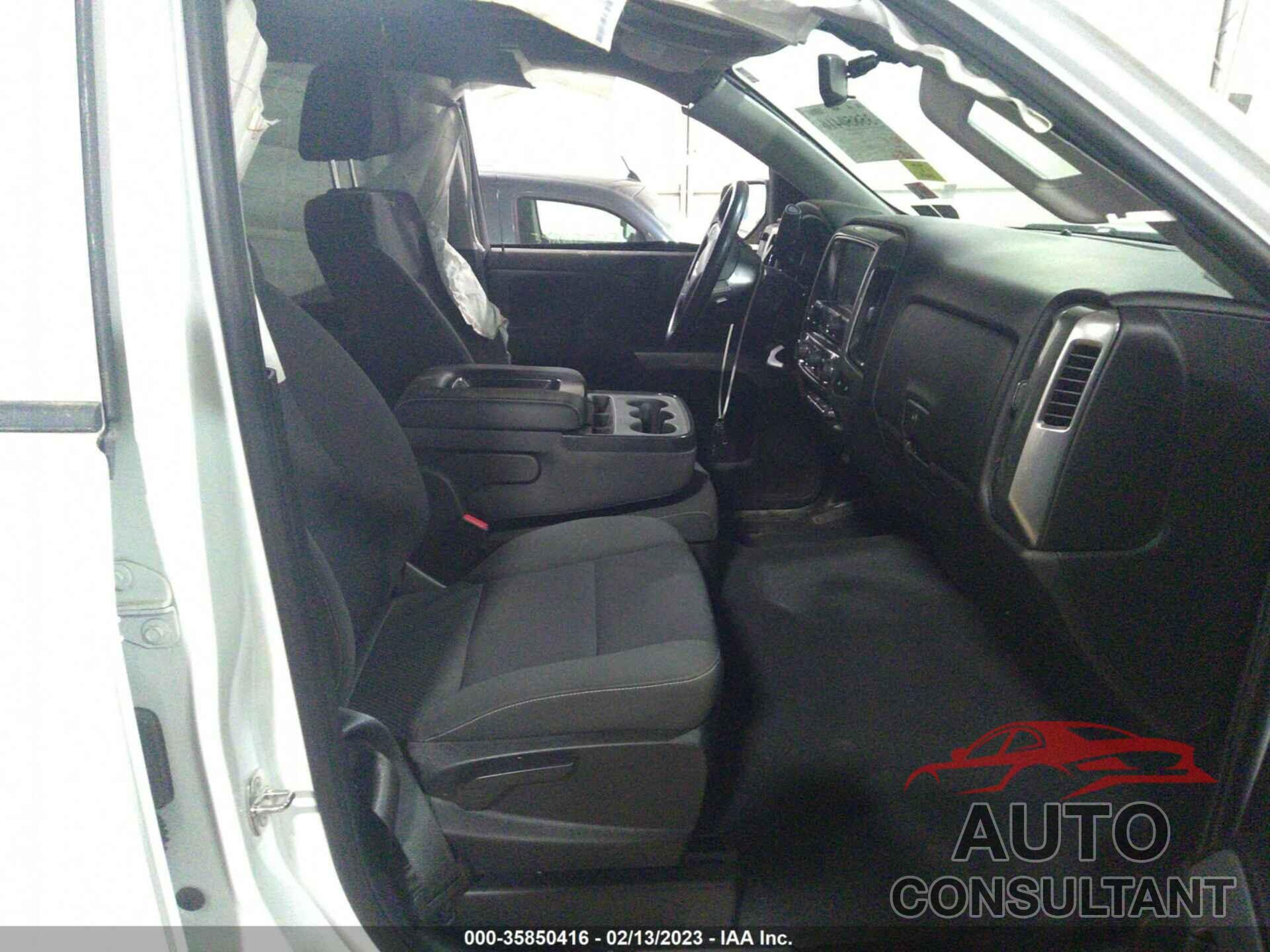 CHEVROLET SILVERADO 1500 LD 2019 - 2GCVKPEC6K1205129