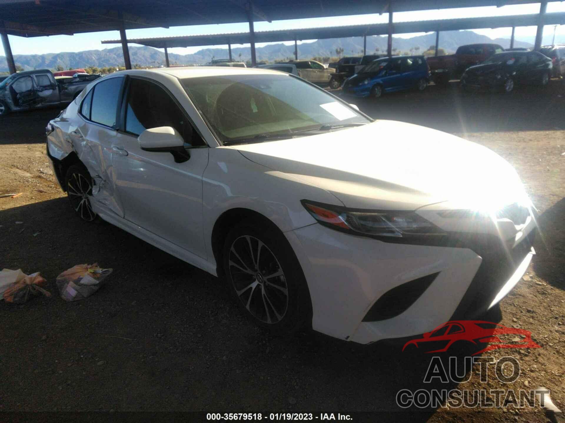 TOYOTA CAMRY 2020 - 4T1G11AKXLU301952
