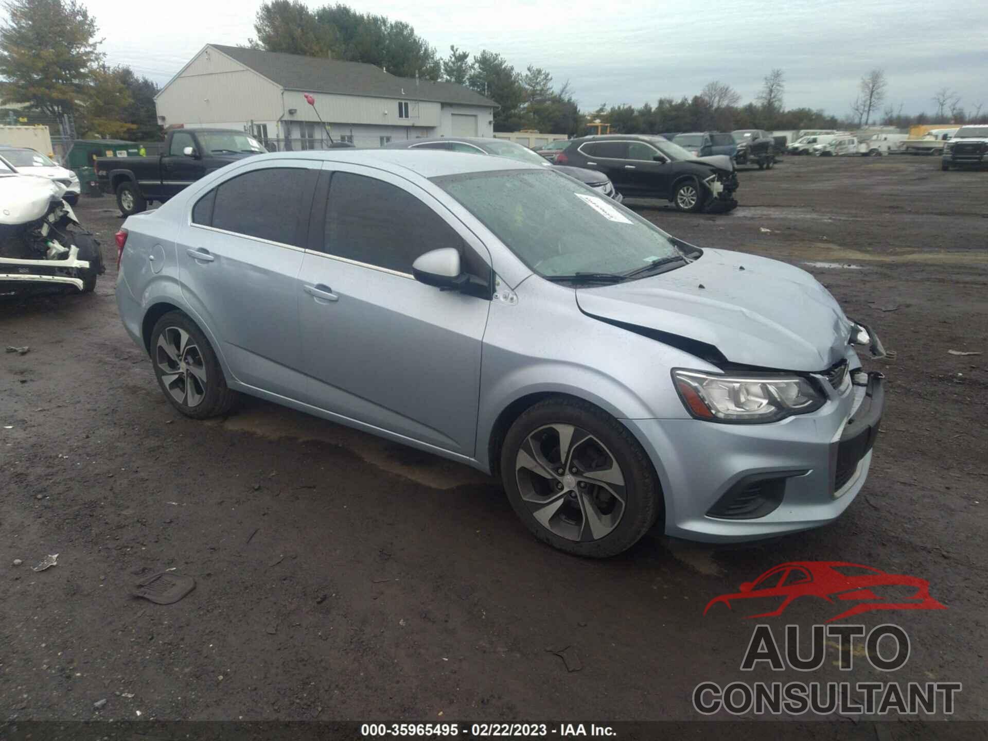 CHEVROLET SONIC 2017 - 1G1JF5SB2H4109197