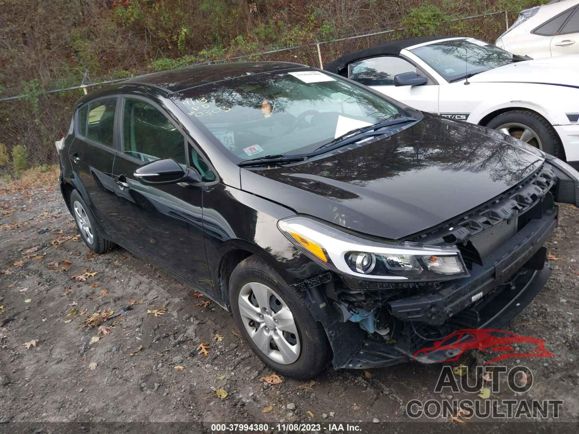 KIA FORTE 2018 - KNAFK5A80J5773459