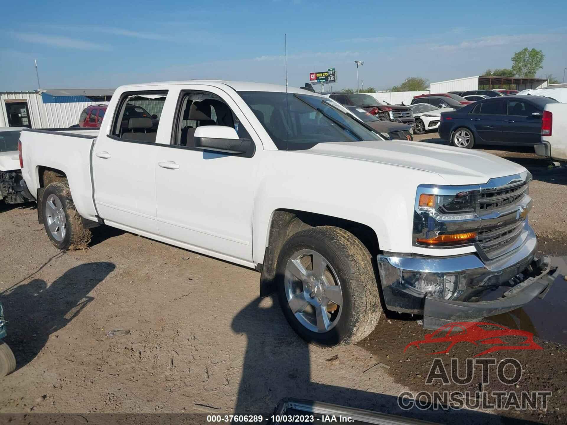 CHEVROLET SILVERADO 1500 2018 - 3GCPCREC0JG505739