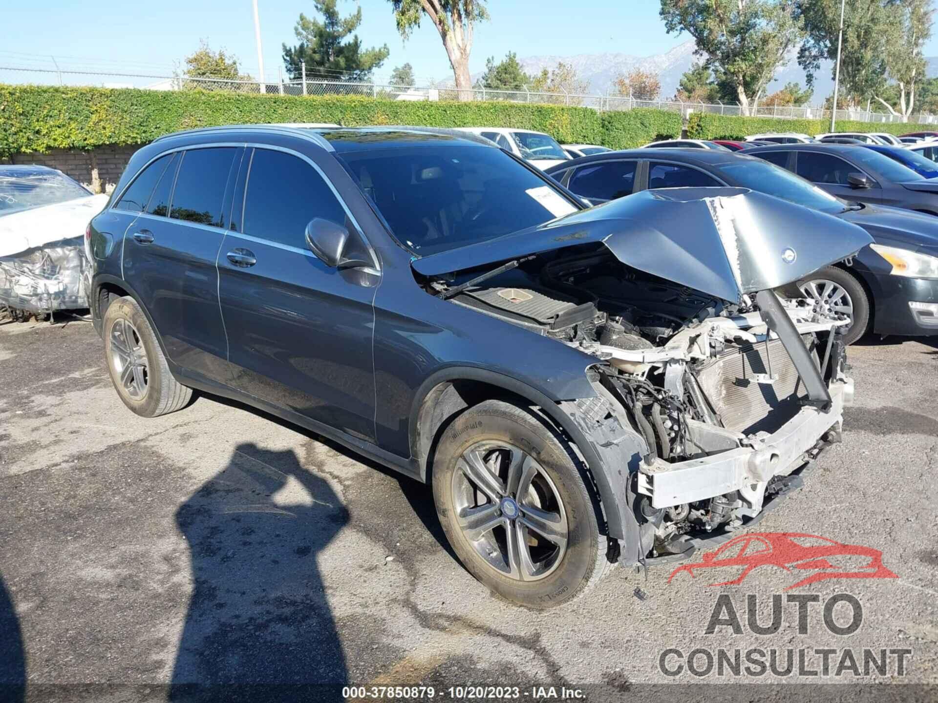 MERCEDES-BENZ GLC 300 2017 - WDC0G4JB6HF149292