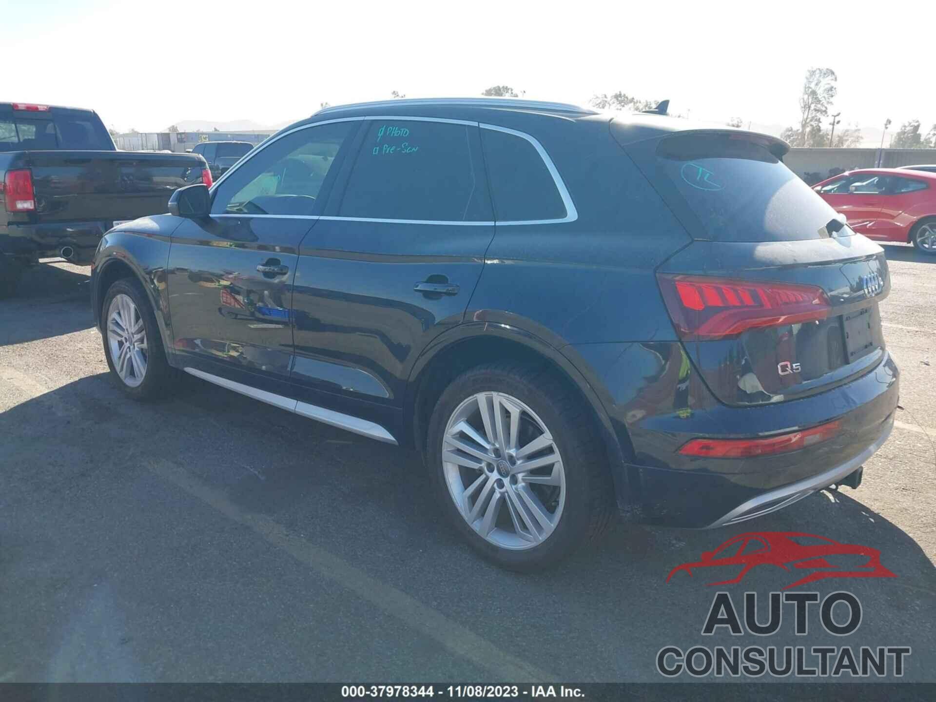 AUDI Q5 2018 - WA1BNAFY9J2027369