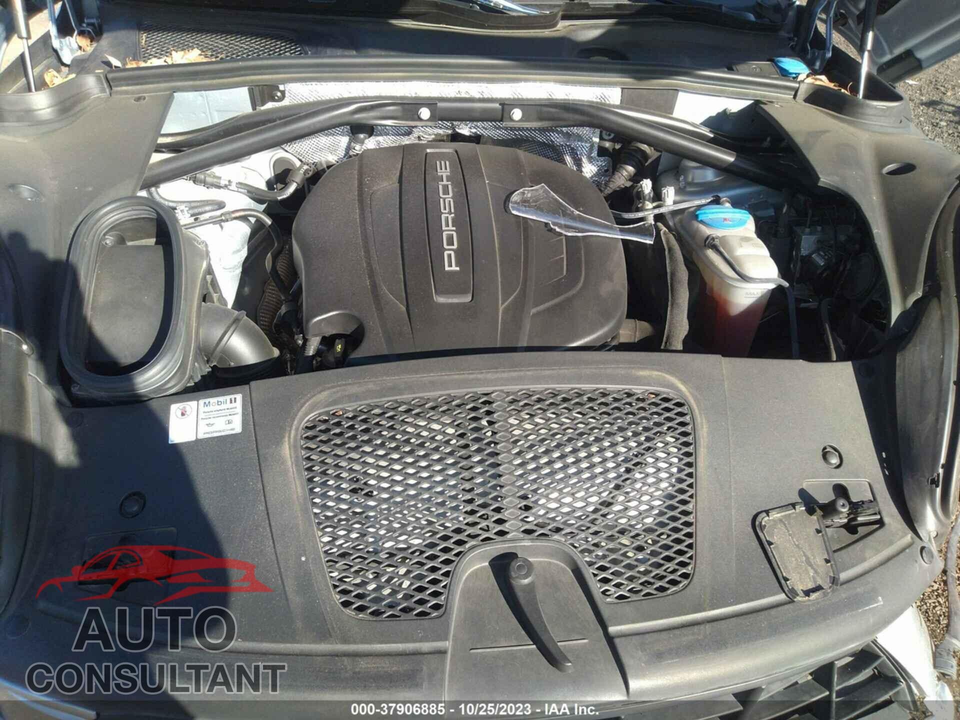PORSCHE MACAN 2017 - WP1AA2A58HLB06034
