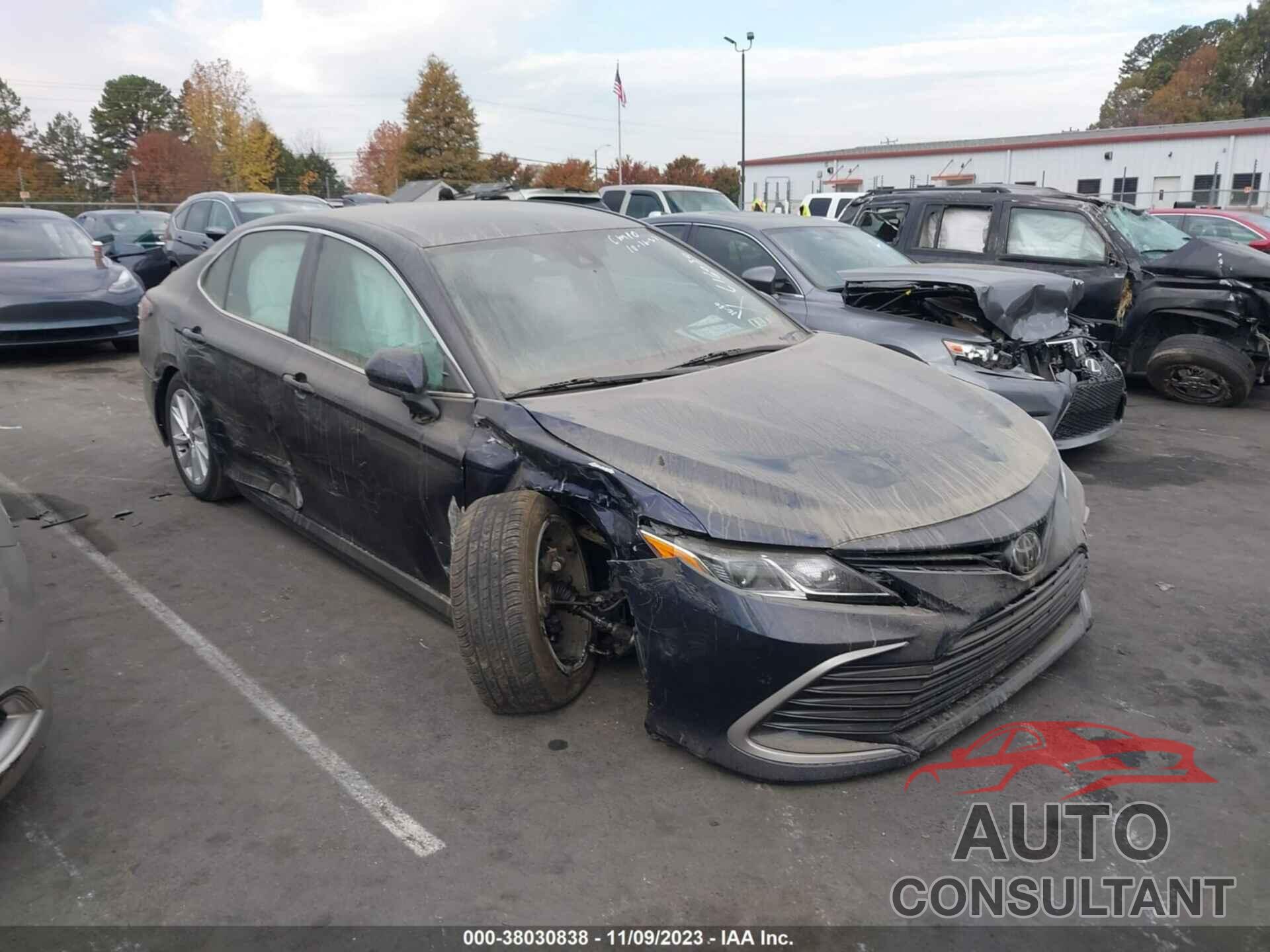 TOYOTA CAMRY 2021 - 4T1C11AK5MU616030
