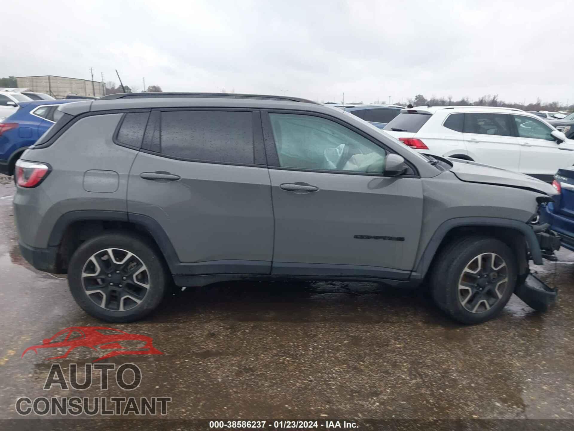 JEEP COMPASS 2019 - 3C4NJDAB2KT847005
