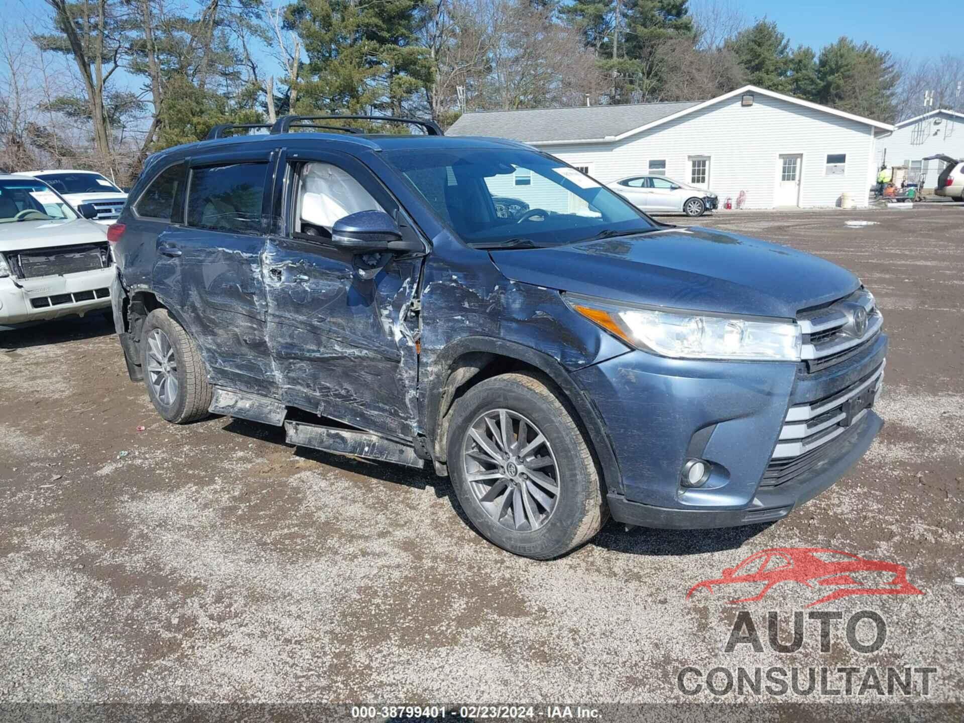 TOYOTA HIGHLANDER 2019 - 5TDJZRFH5KS926650