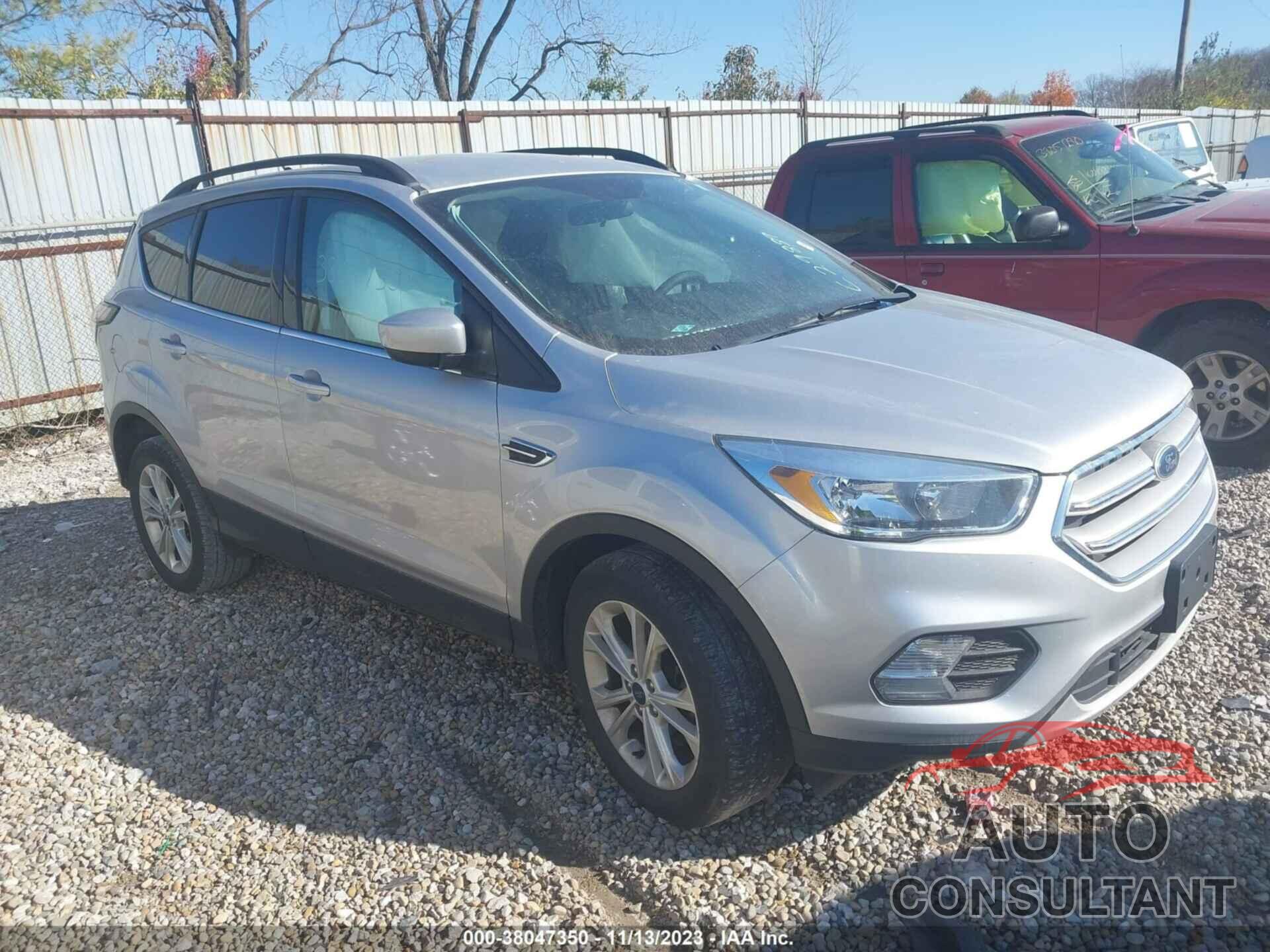 FORD ESCAPE 2018 - 1FMCU9GD5JUC29889