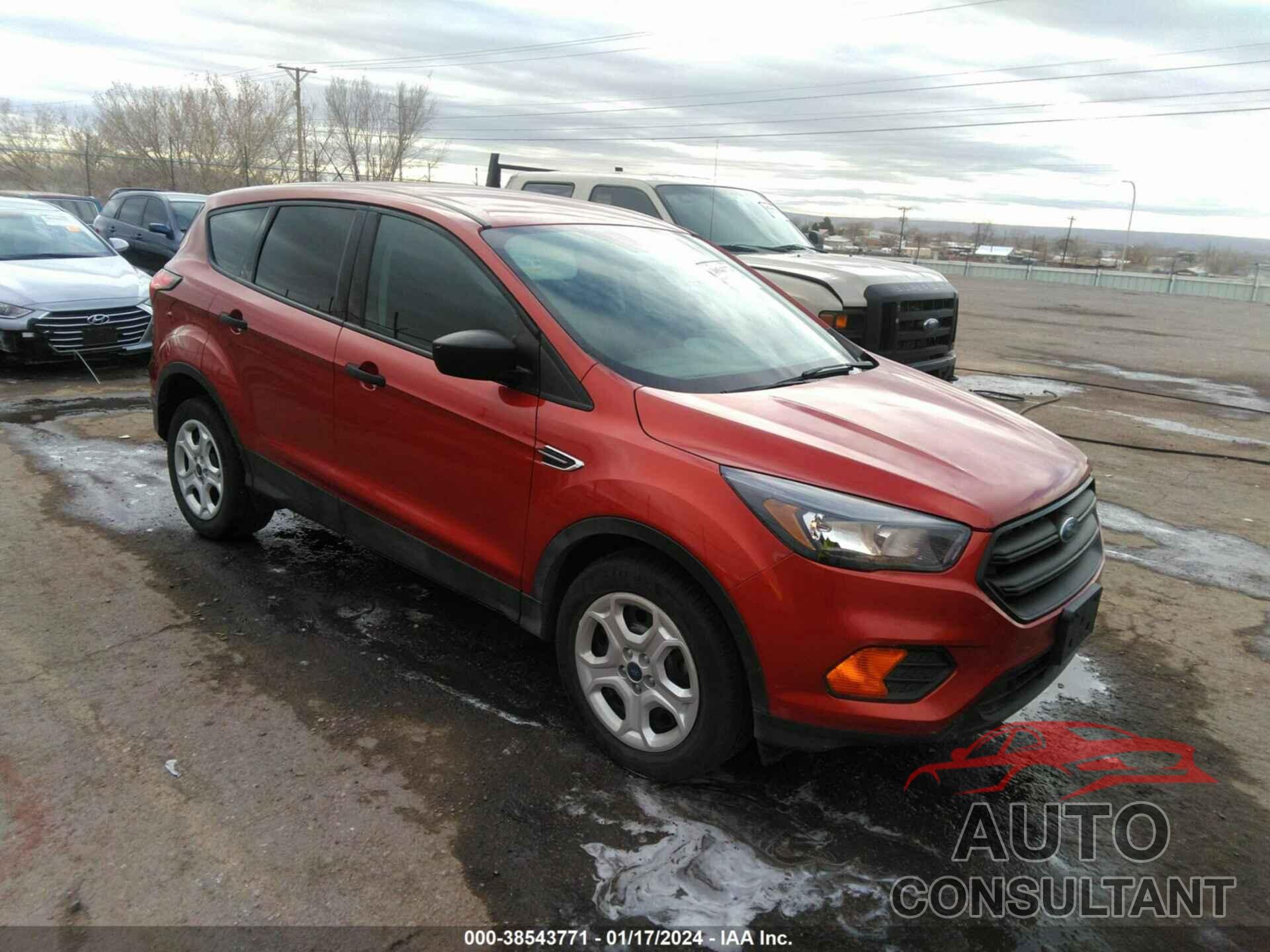 FORD ESCAPE 2019 - 1FMCU0F71KUB11704