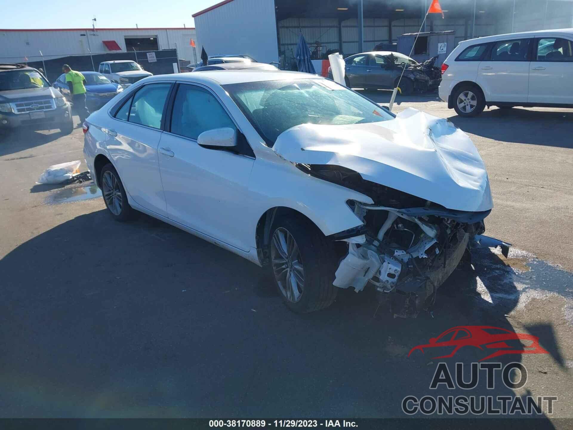 TOYOTA CAMRY 2017 - 4T1BF1FK8HU672023