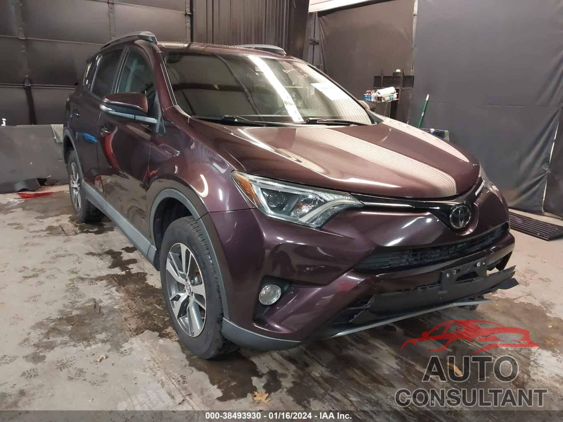 TOYOTA RAV4 2018 - 2T3RFREV6JW743497