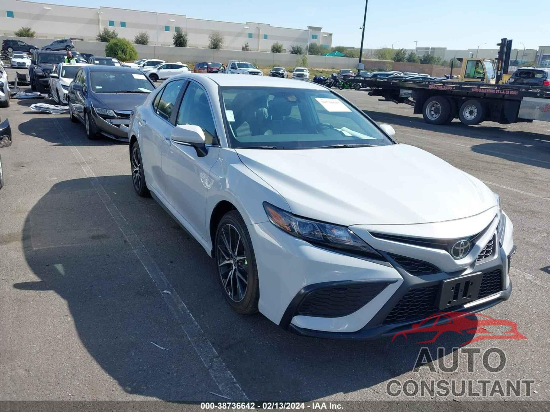 TOYOTA CAMRY 2024 - 4T1G11AK1RU222727