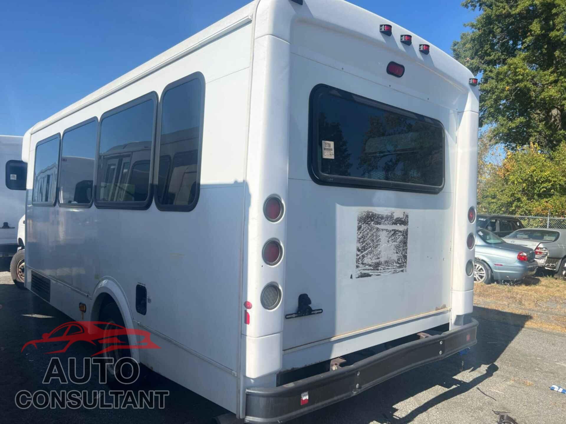 FORD E-450 CUTAWAY 2017 - 1FDFE4FS2HDC32000