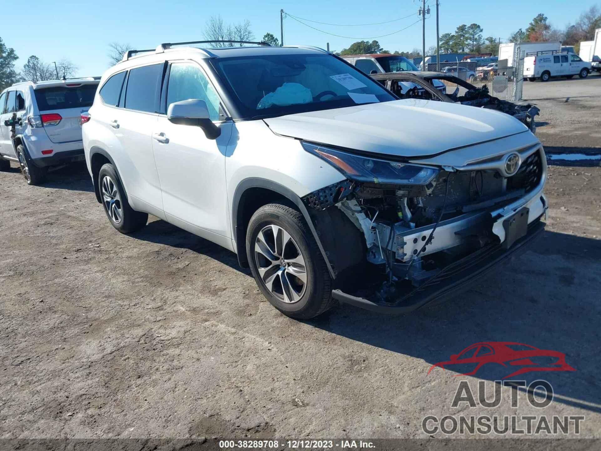 TOYOTA HIGHLANDER 2021 - 5TDGZRBH6MS138253