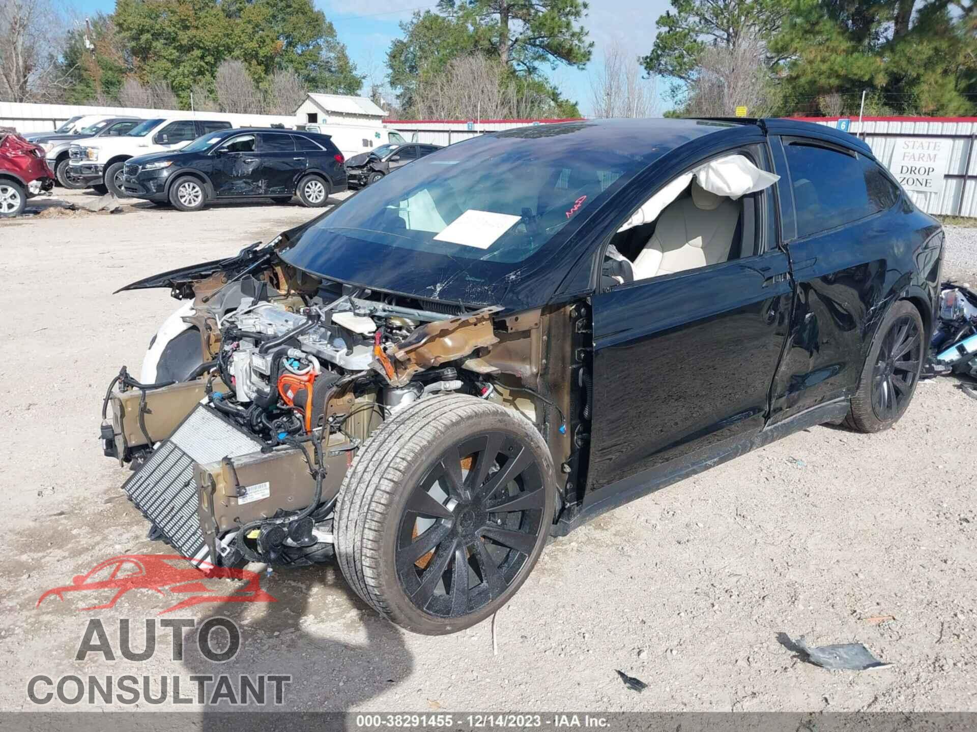 TESLA MODEL X 2023 - 7SAXCAE5XPF413767