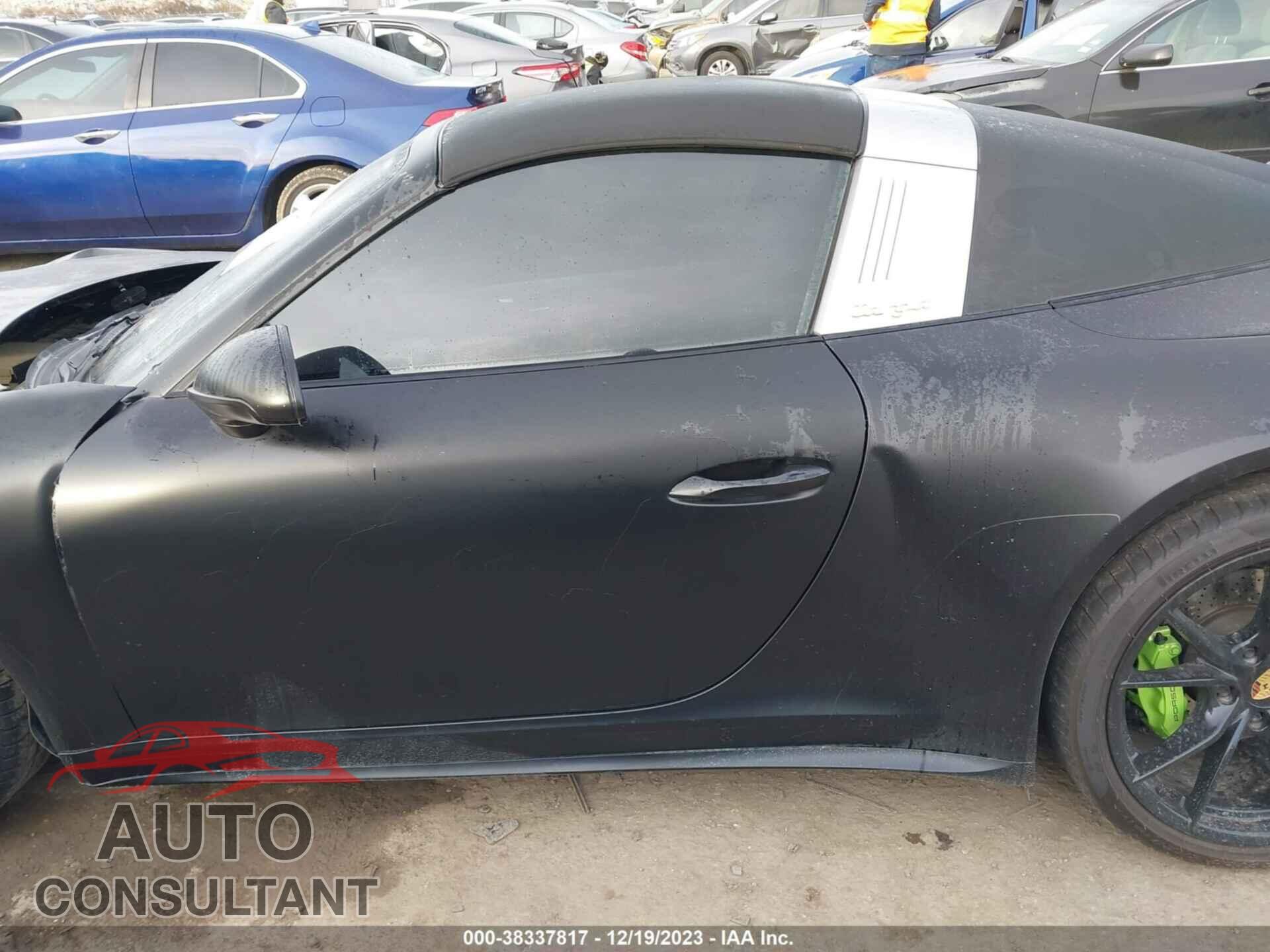 PORSCHE 911 2017 - WP0BB2A95HS136149