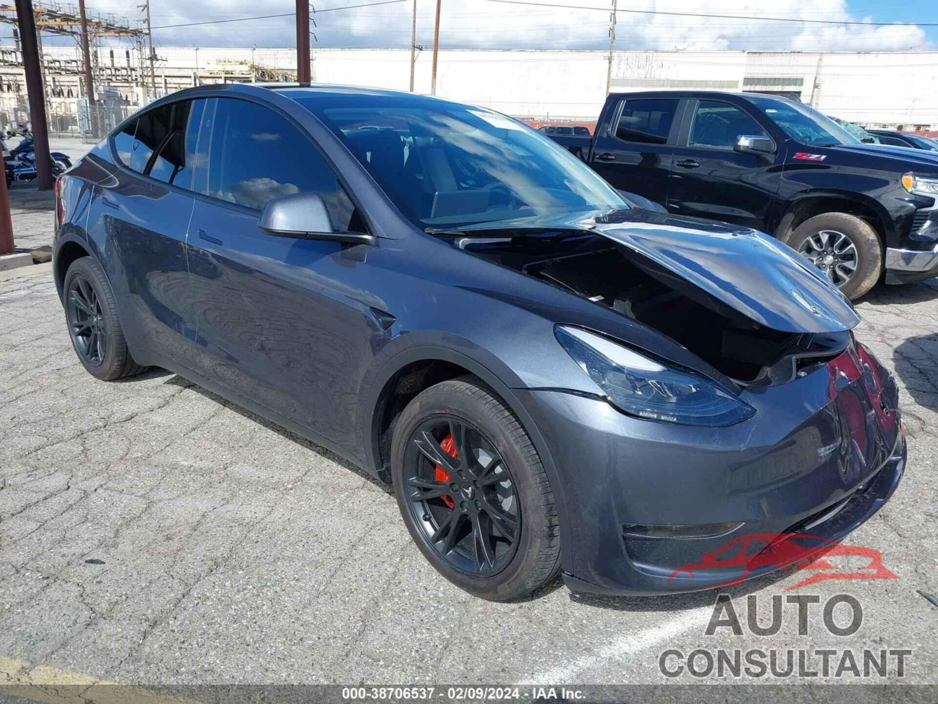 TESLA MODEL Y 2023 - 7SAYGDEE7PA211119