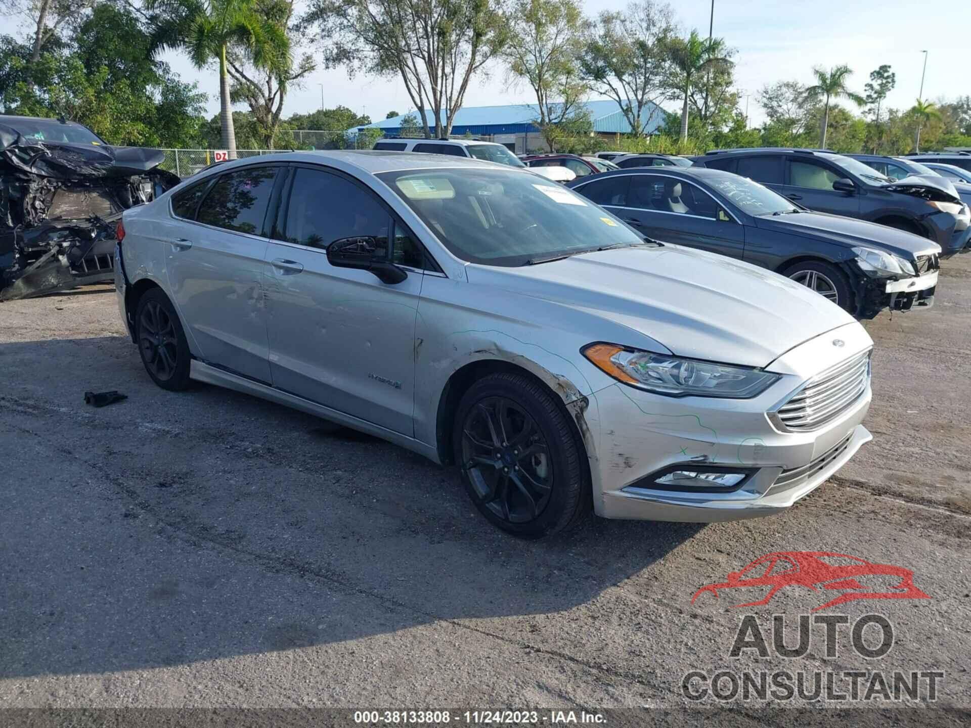 FORD FUSION HYBRID 2018 - 3FA6P0LU0JR197408