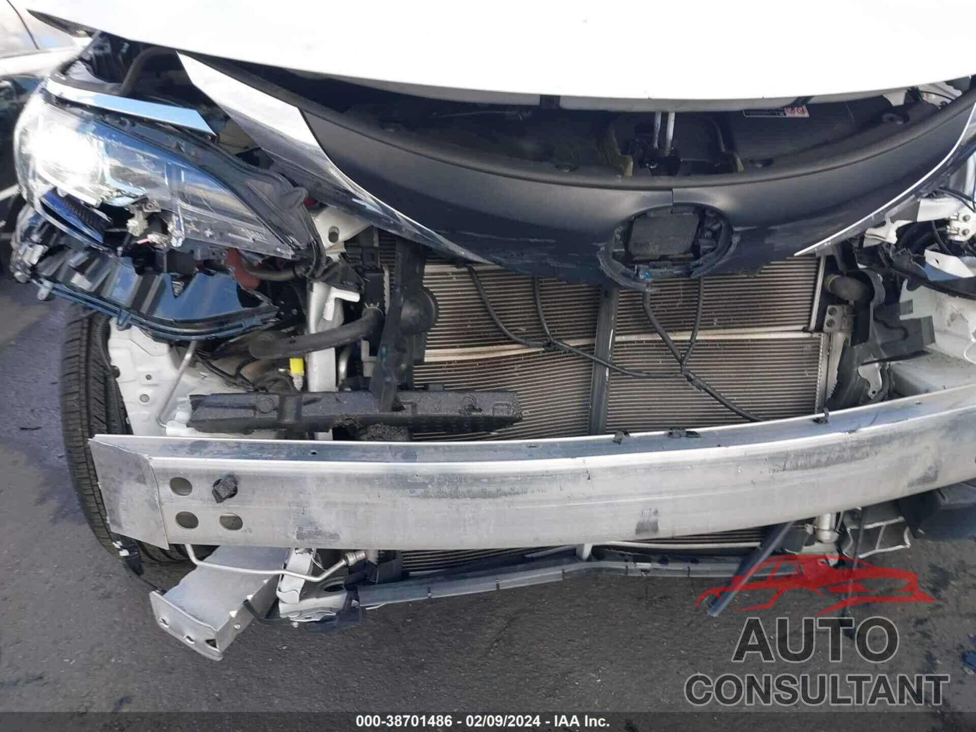 TOYOTA SIENNA 2021 - 5TDBRKEC6MS021337