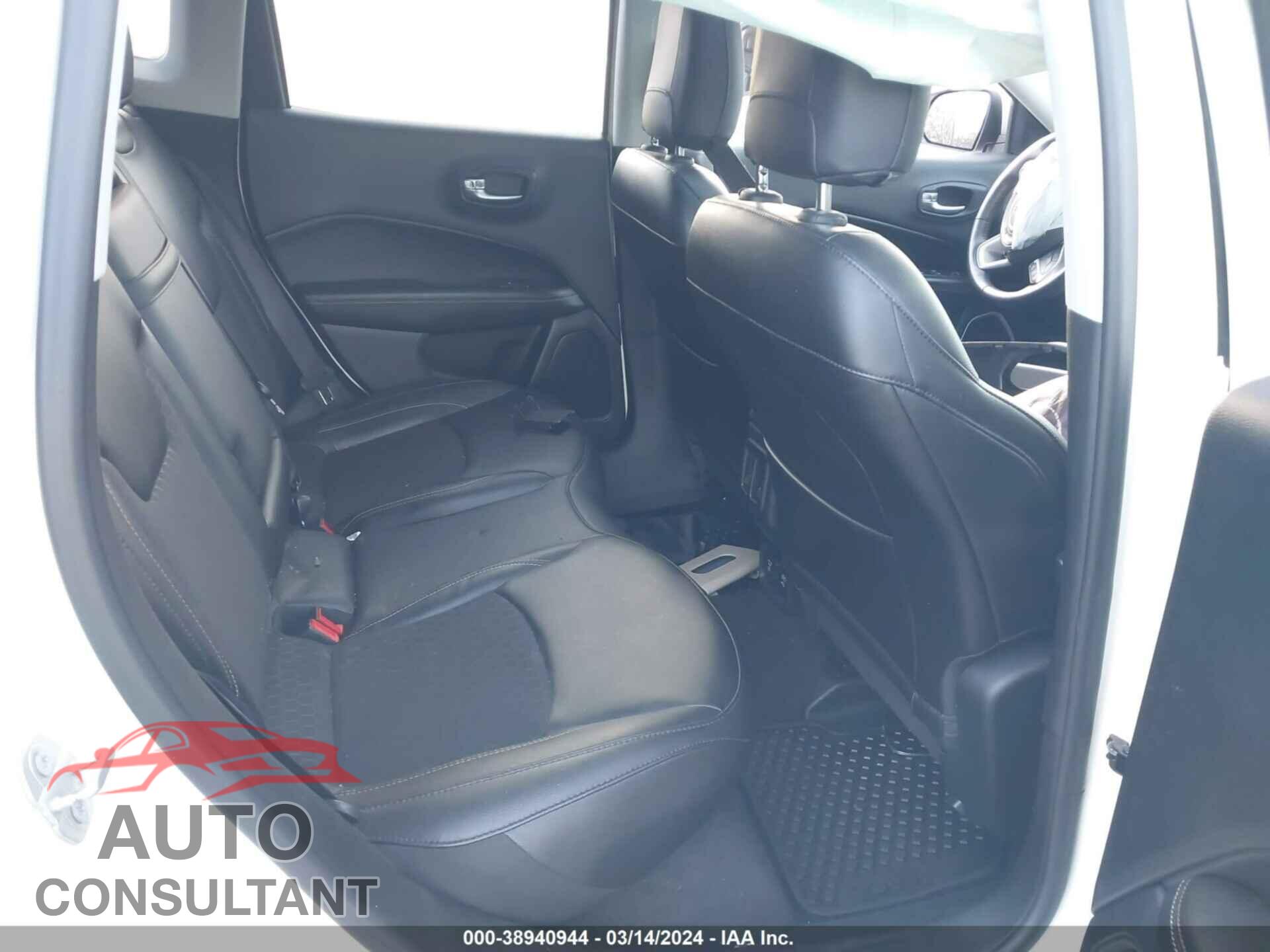 JEEP COMPASS 2019 - 3C4NJDBB2KT683396