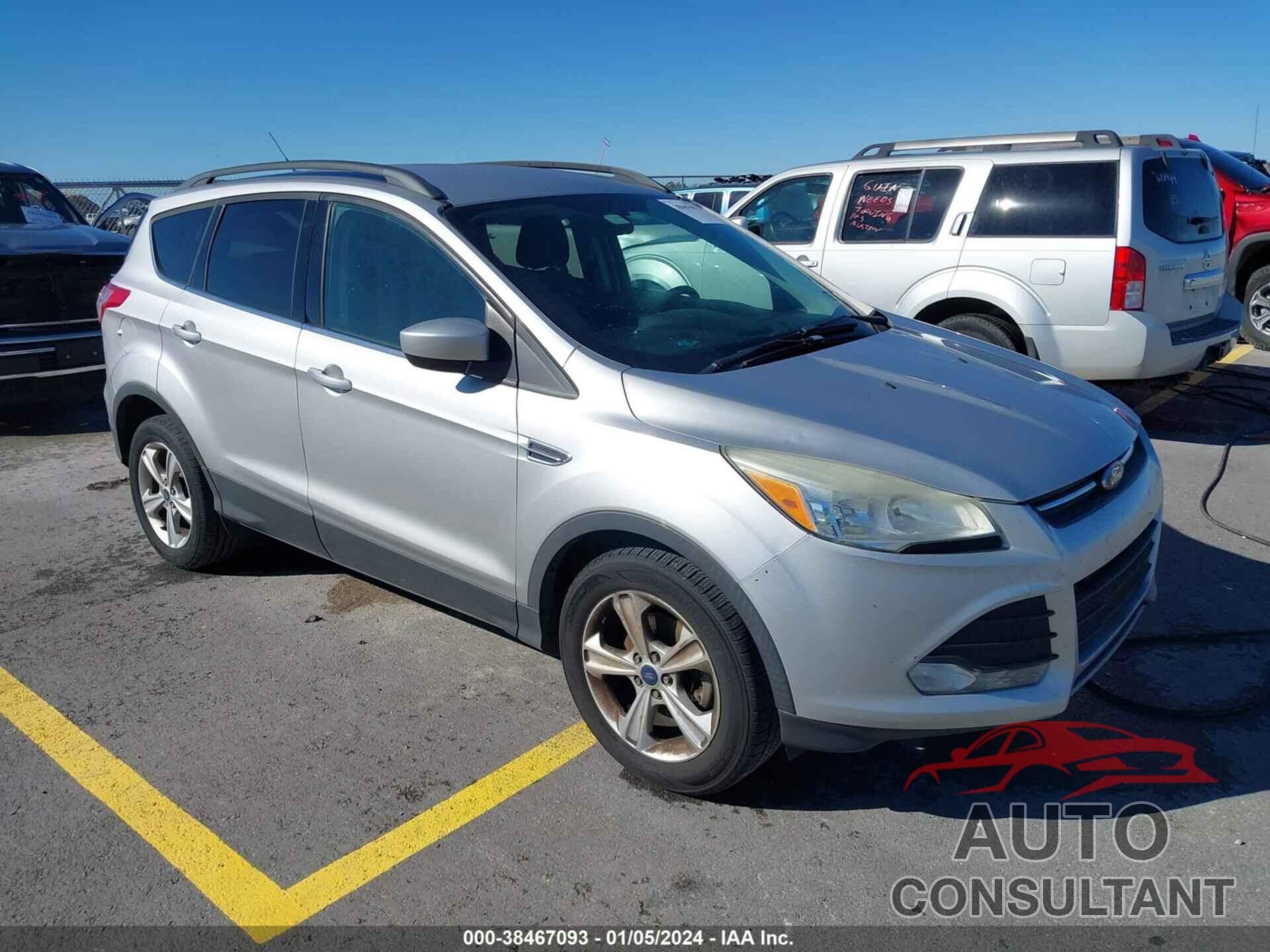 FORD ESCAPE 2015 - 1FMCU0GX9FUA44516