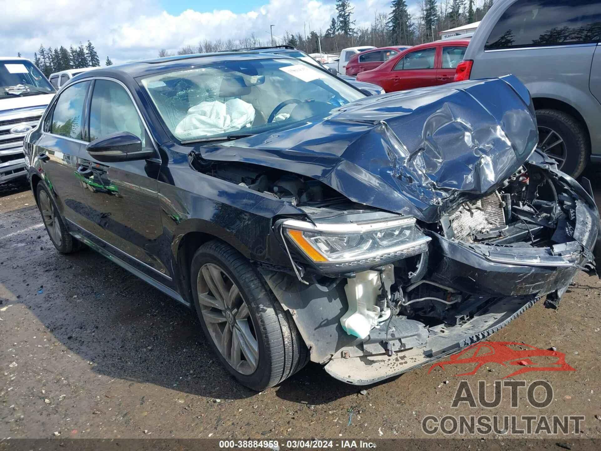 VOLKSWAGEN PASSAT 2017 - 1VWCT7A32HC070211