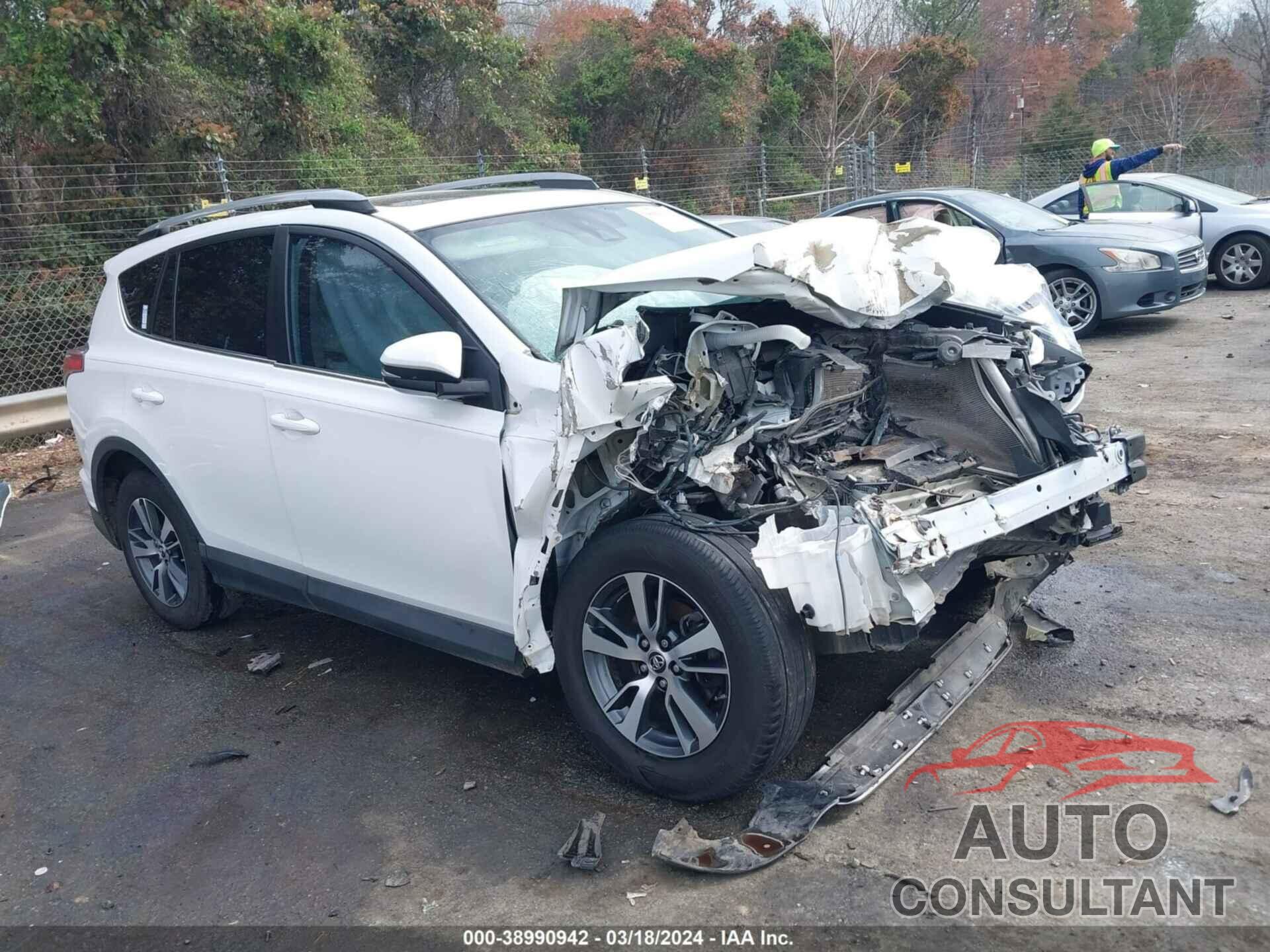 TOYOTA RAV4 2018 - 2T3WFREV2JW423743