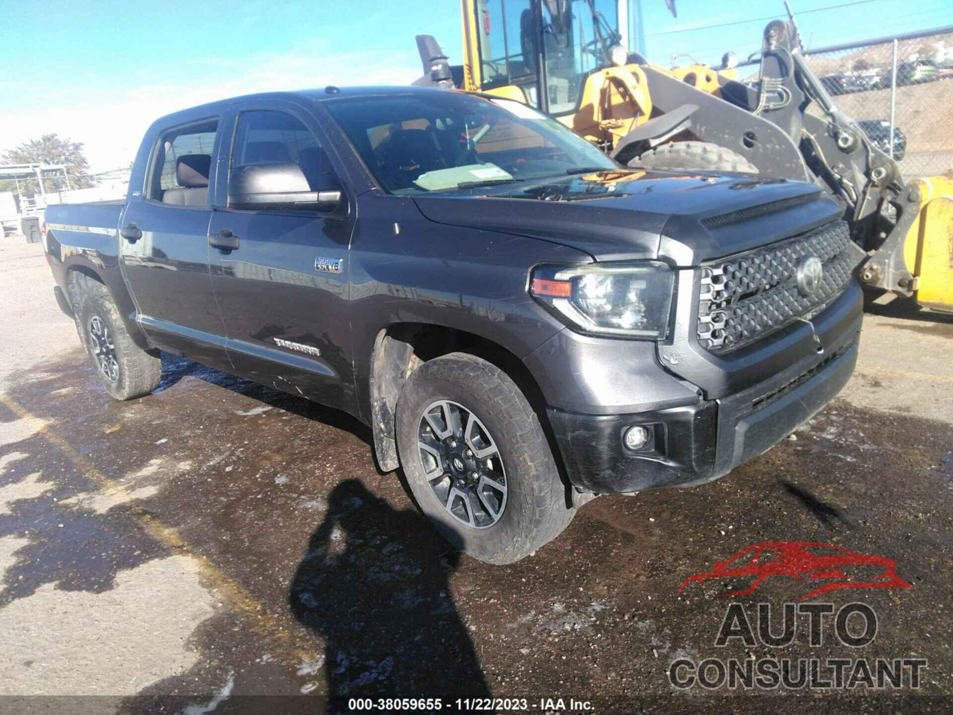 TOYOTA TUNDRA 2019 - 5TFDY5F1XKX796497