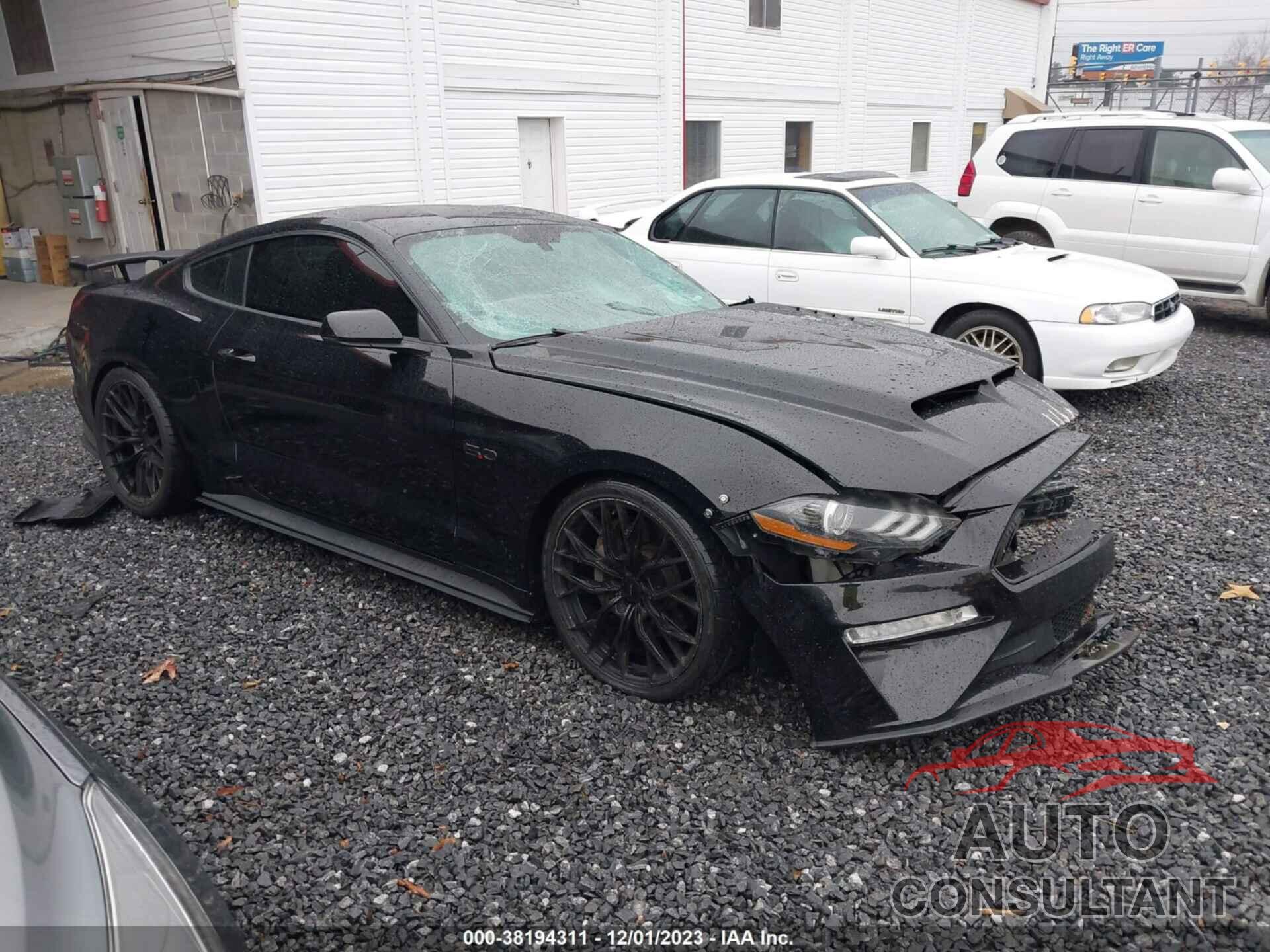 FORD MUSTANG 2018 - 1FA6P8CF0J5178876