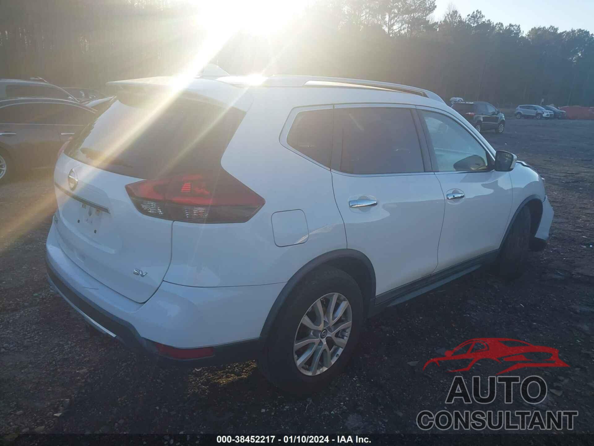 NISSAN ROGUE 2018 - KNMAT2MT2JP523895