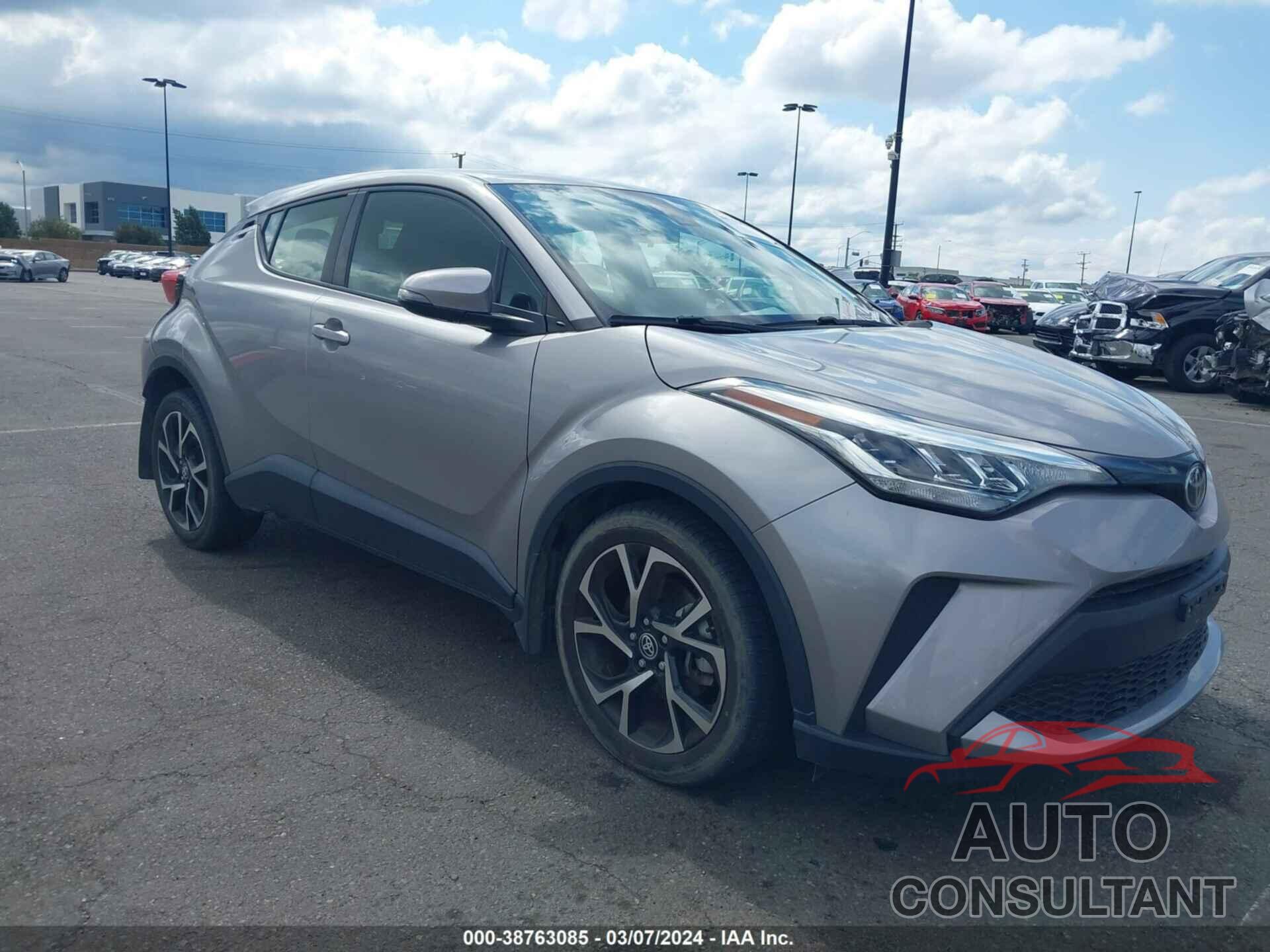 TOYOTA C-HR 2020 - JTNKHMBX8L1067460