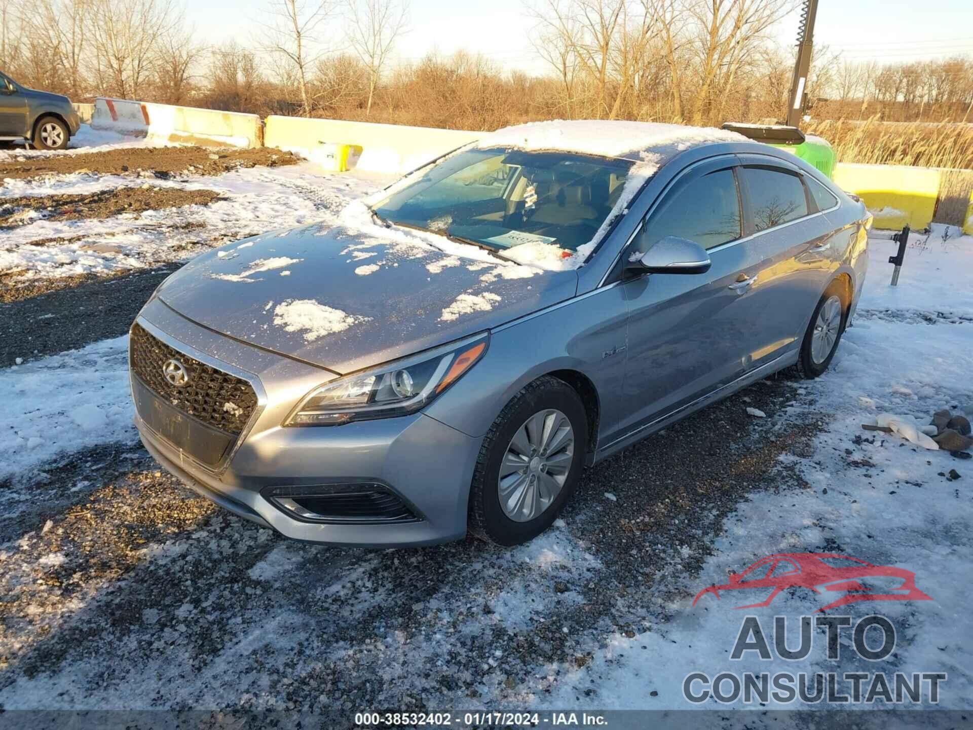 HYUNDAI SONATA HYBRID 2016 - KMHE24L17GA015896